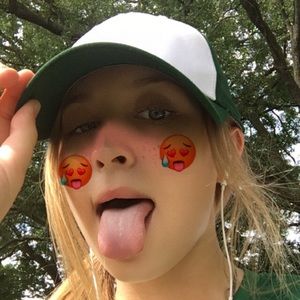 Meet your Posher, Ashlynn